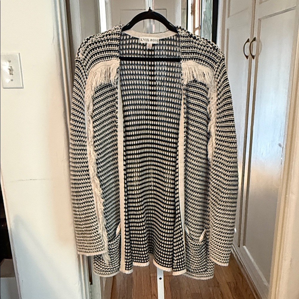 Knox Rose Black and Cream Patterned Cardigan Sweater XL